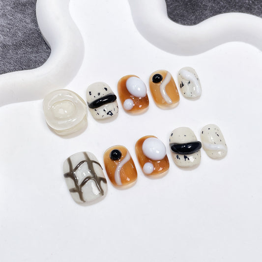JINGGWW Handcrafted Press On Nails | Cream & Amber Minimalist Set