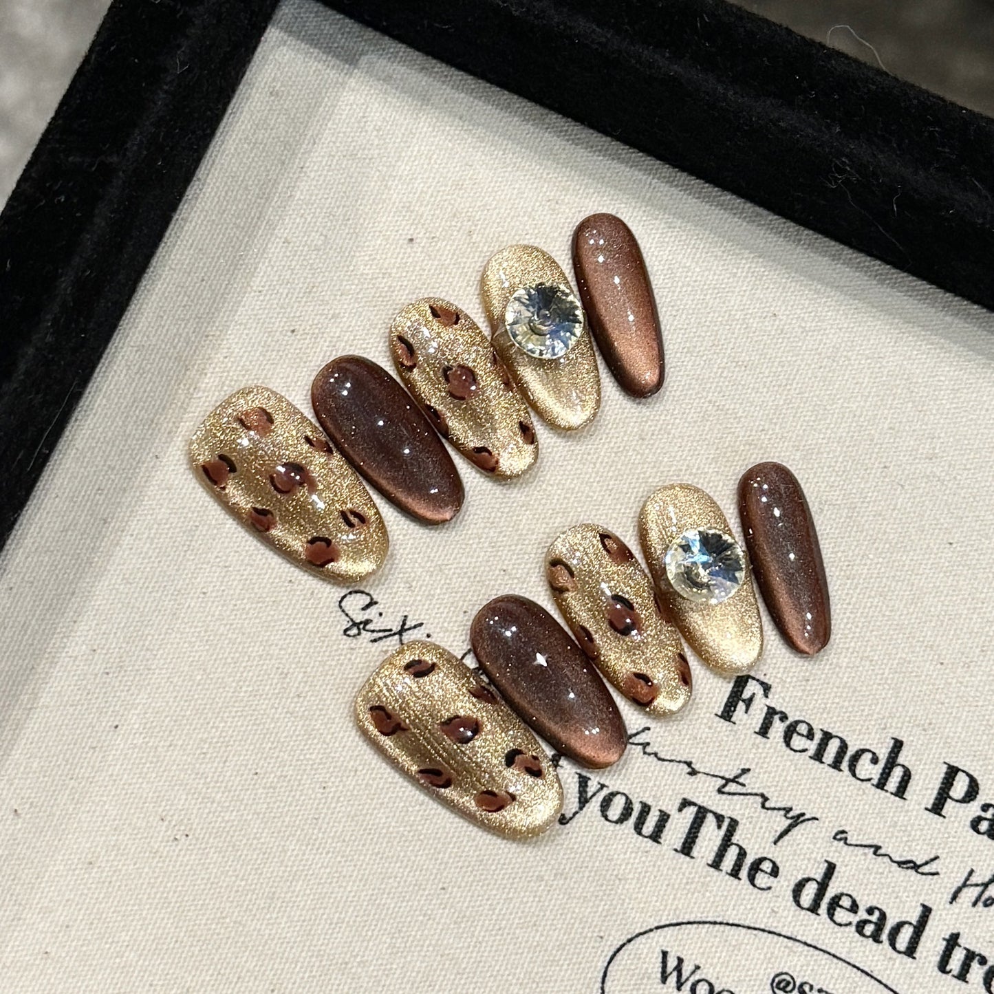 JINGGWW Medium Oval Brown Gold Leopard Print Press On Nails - 10pcs