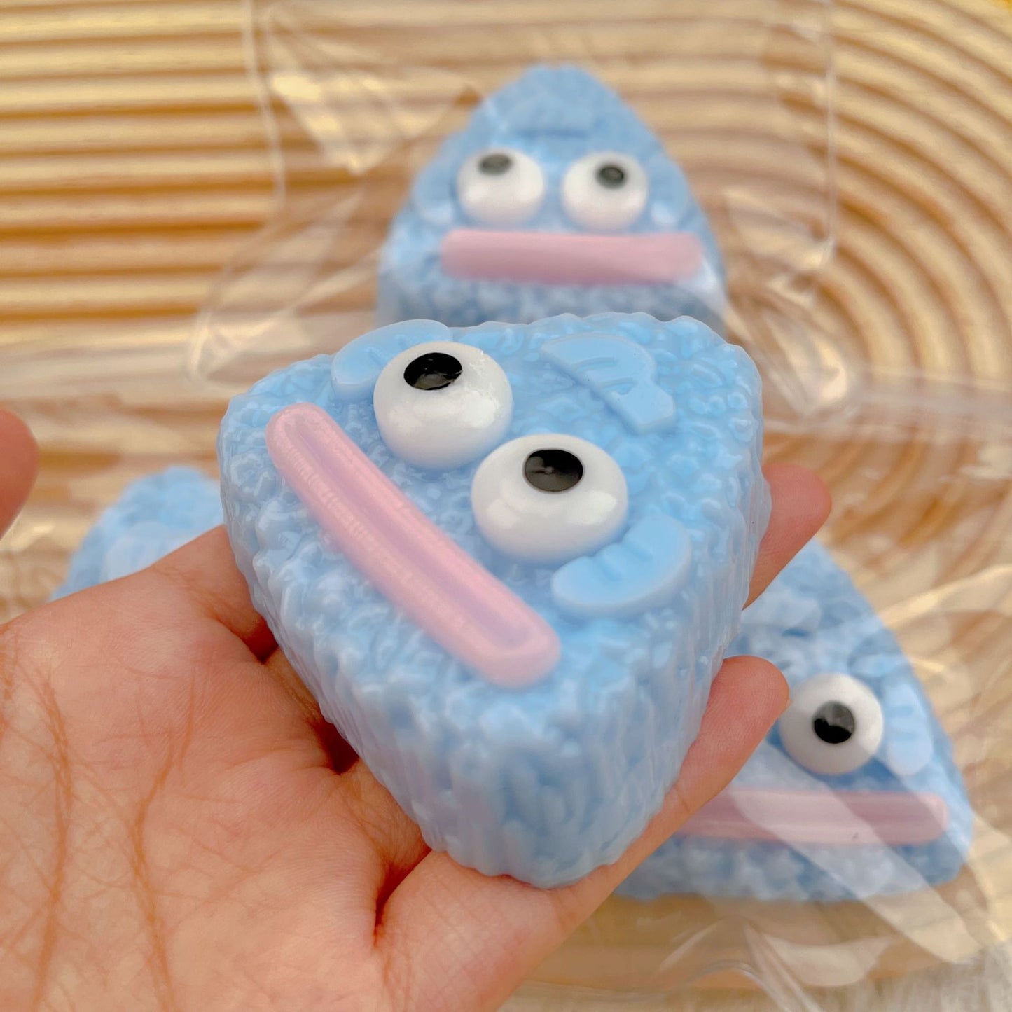 JINGGWW Blue Rice Ball Fish Taba Squishy Toy
